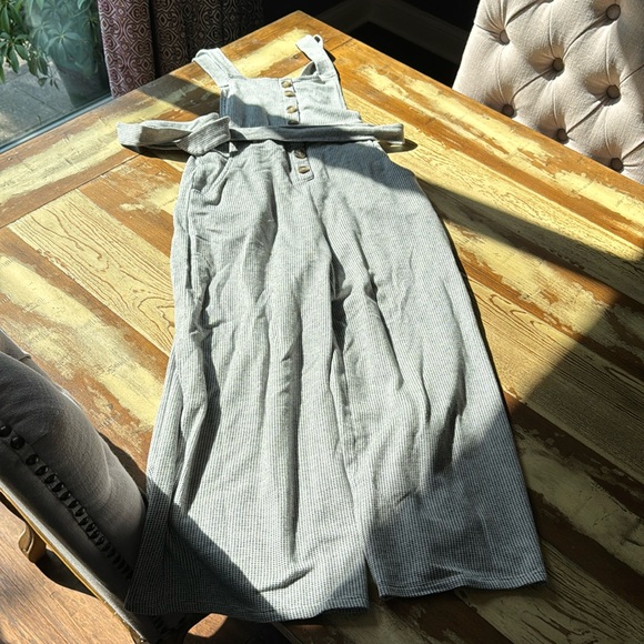 American Eagle Overall Gauchos/Capri - Picture 1 of 6